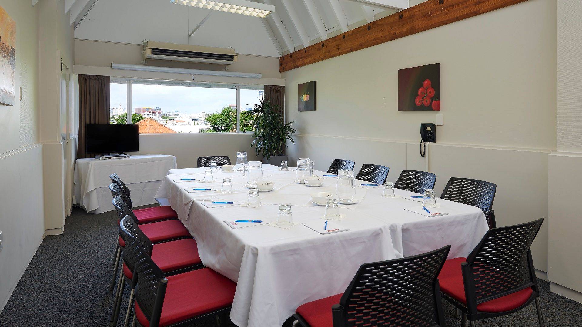 Auckland Rose Park Hotel Board Room