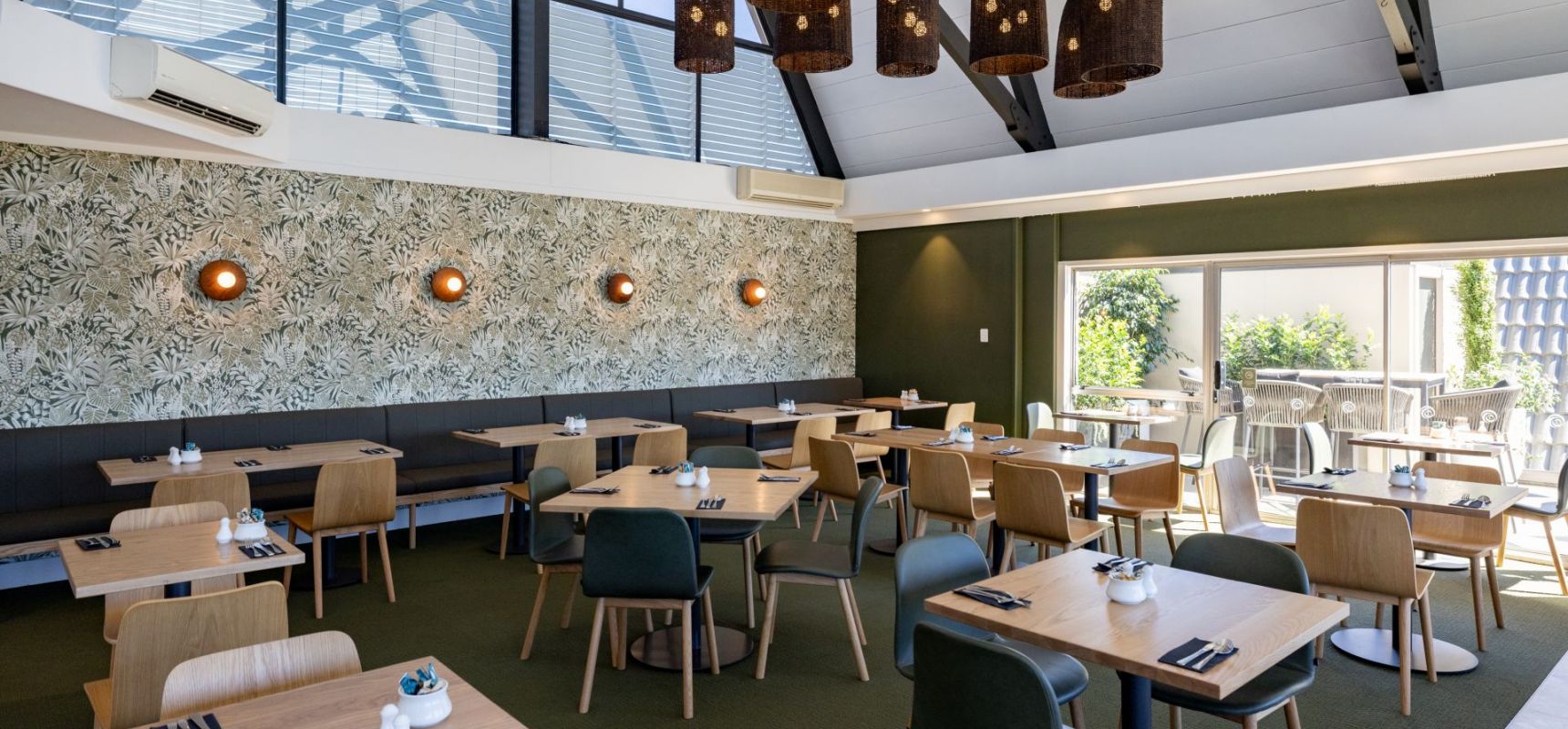Gladstones Cafe alt text 1
