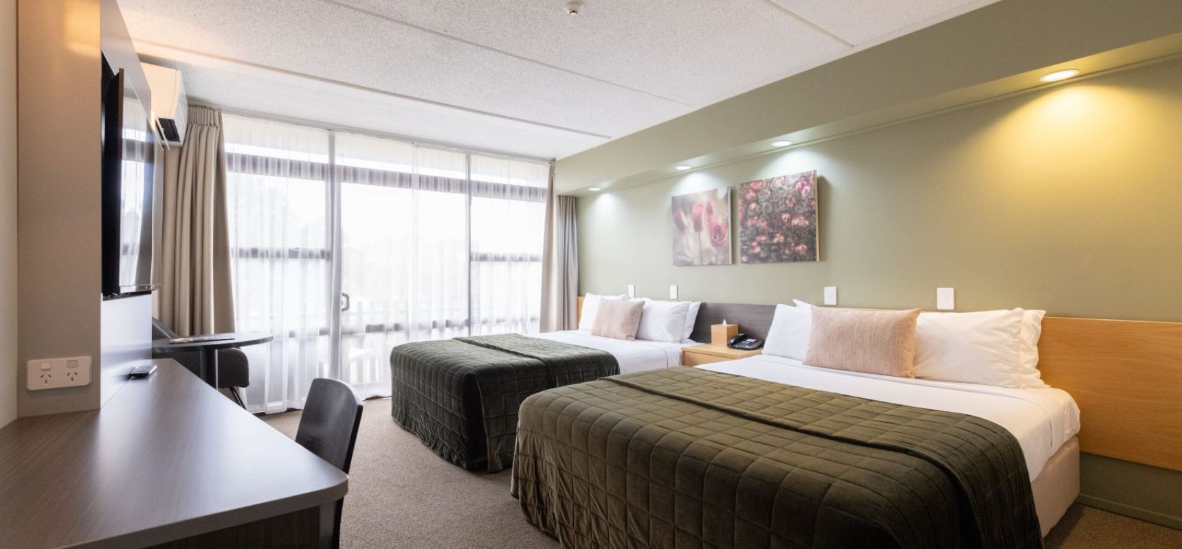 Superior Twin Queen Room With Balcony