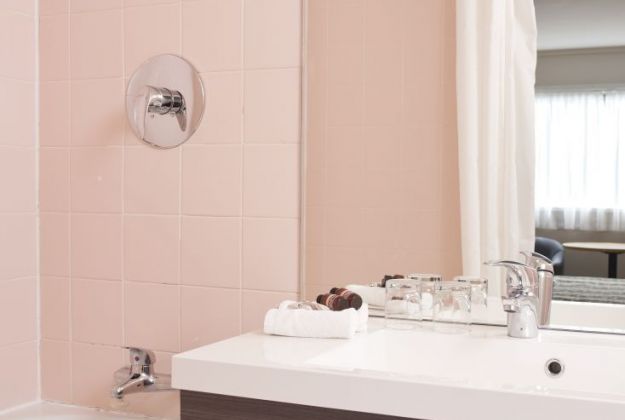 Economy Twin Bathroom